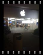 When in San Diego, visit the Fashion Valley mall. This is the Apple Store there.